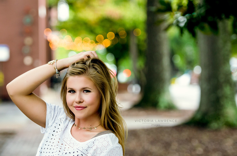 victoria lawrence images 2018 high school senior